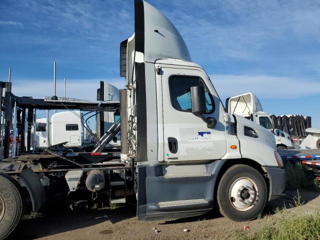 Freightliner Cascadia 1 Image 7