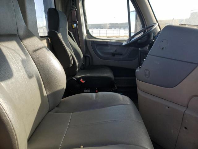 Freightliner Cascadia 1 Image 2