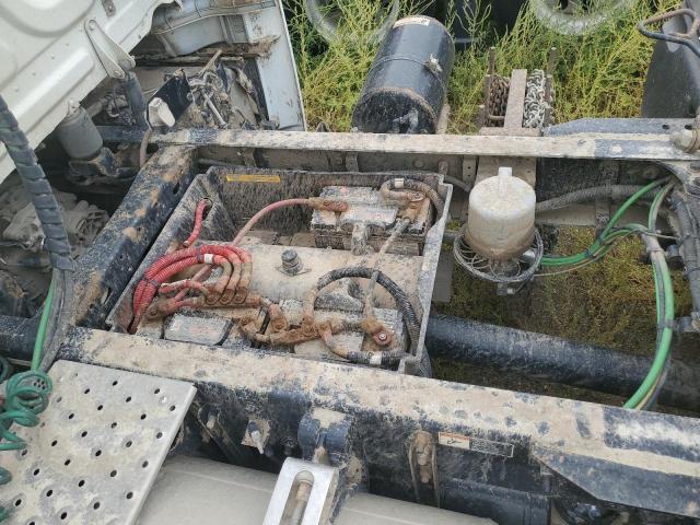 Freightliner Cascadia 1 Image 9