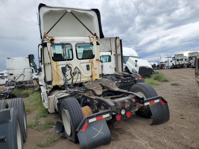 Freightliner Cascadia 1 Image 3