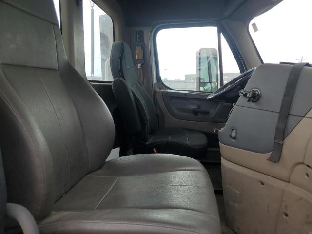 Freightliner Cascadia 1 Image 7