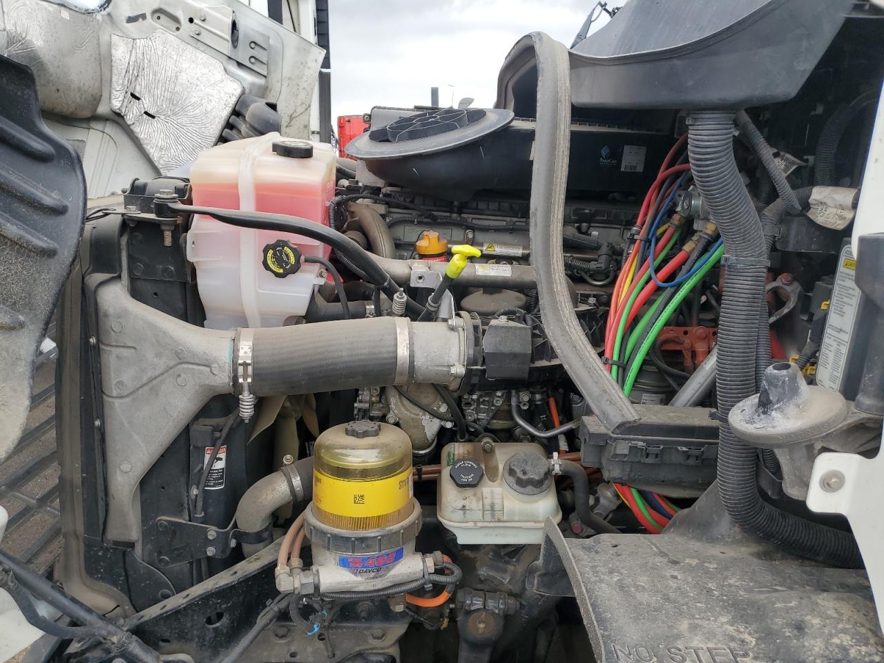 Freightliner Cascadia 1 Image 4