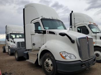  Salvage Kenworth T680