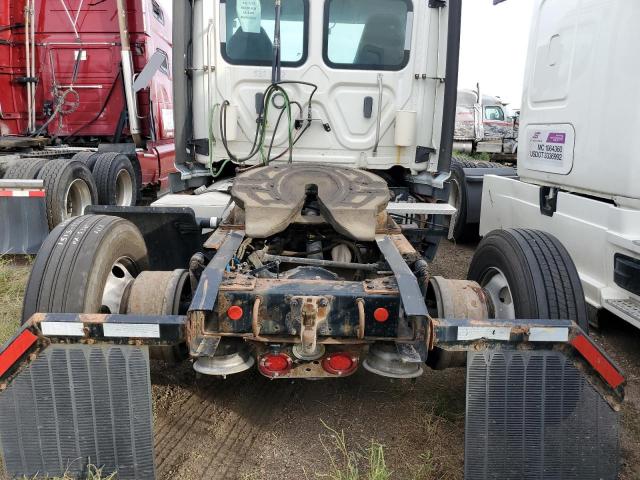 Freightliner Cascadia 1 Image 9