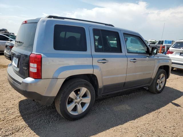 Jeep Patriot Latitude Image 5