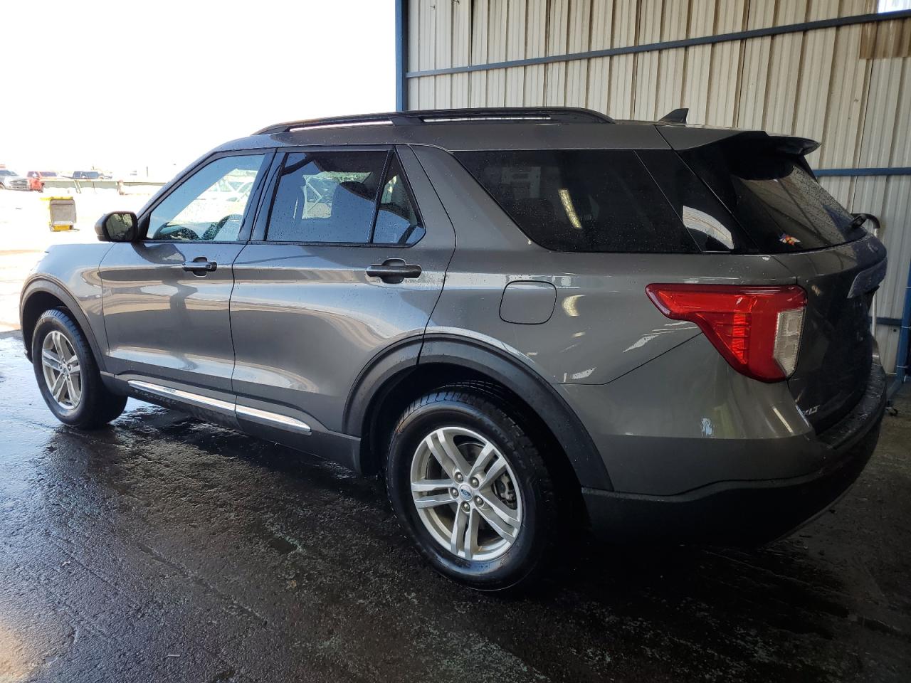 Ford Explorer Xlt Image 3