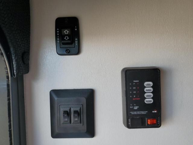 Jay Jay Flight Image 3