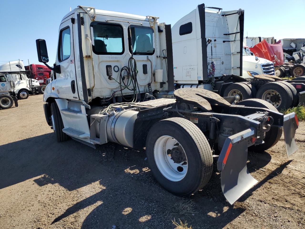 Freightliner Cascadia 1 Image 9