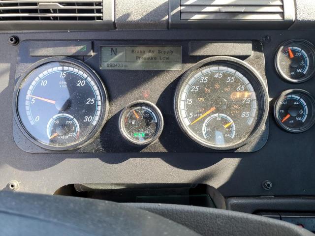 Freightliner Cascadia 1 Image 8