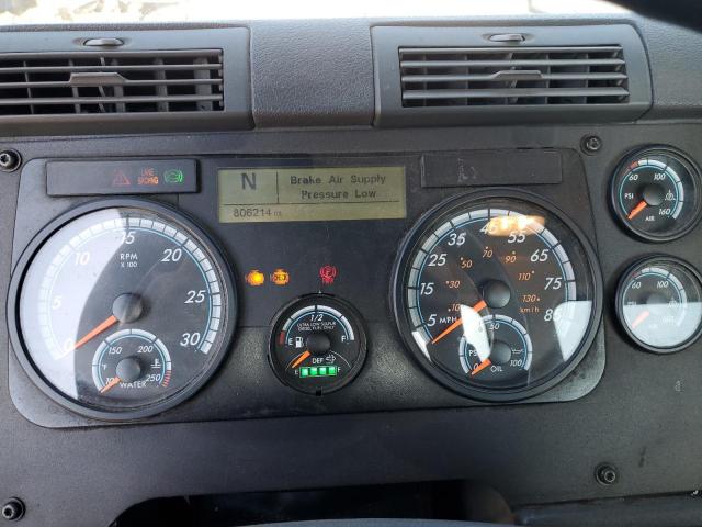 Freightliner Cascadia 1 Image 8