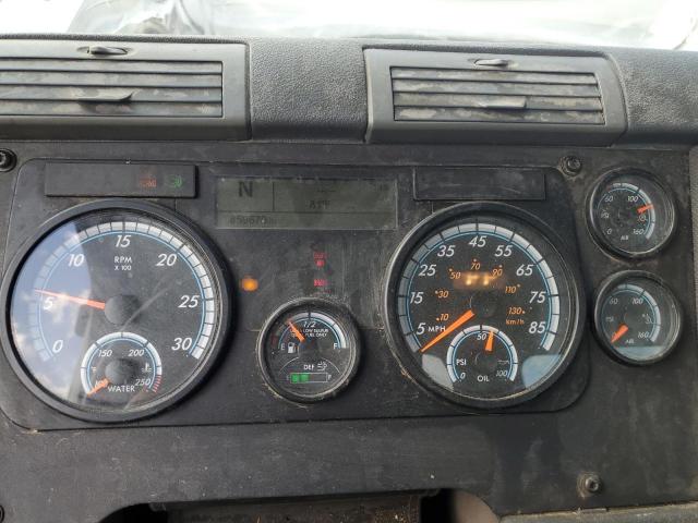 Freightliner Cascadia Image 3