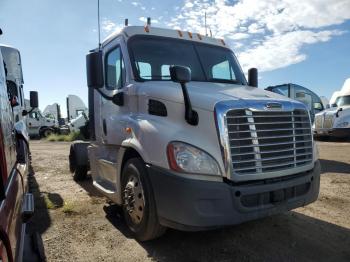  Salvage Freightliner Cascadia