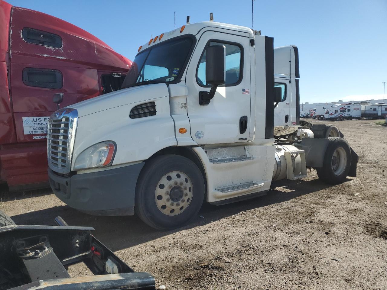 Freightliner Cascadia Image 8