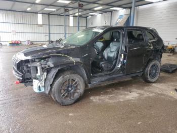  Salvage Jeep Cherokee