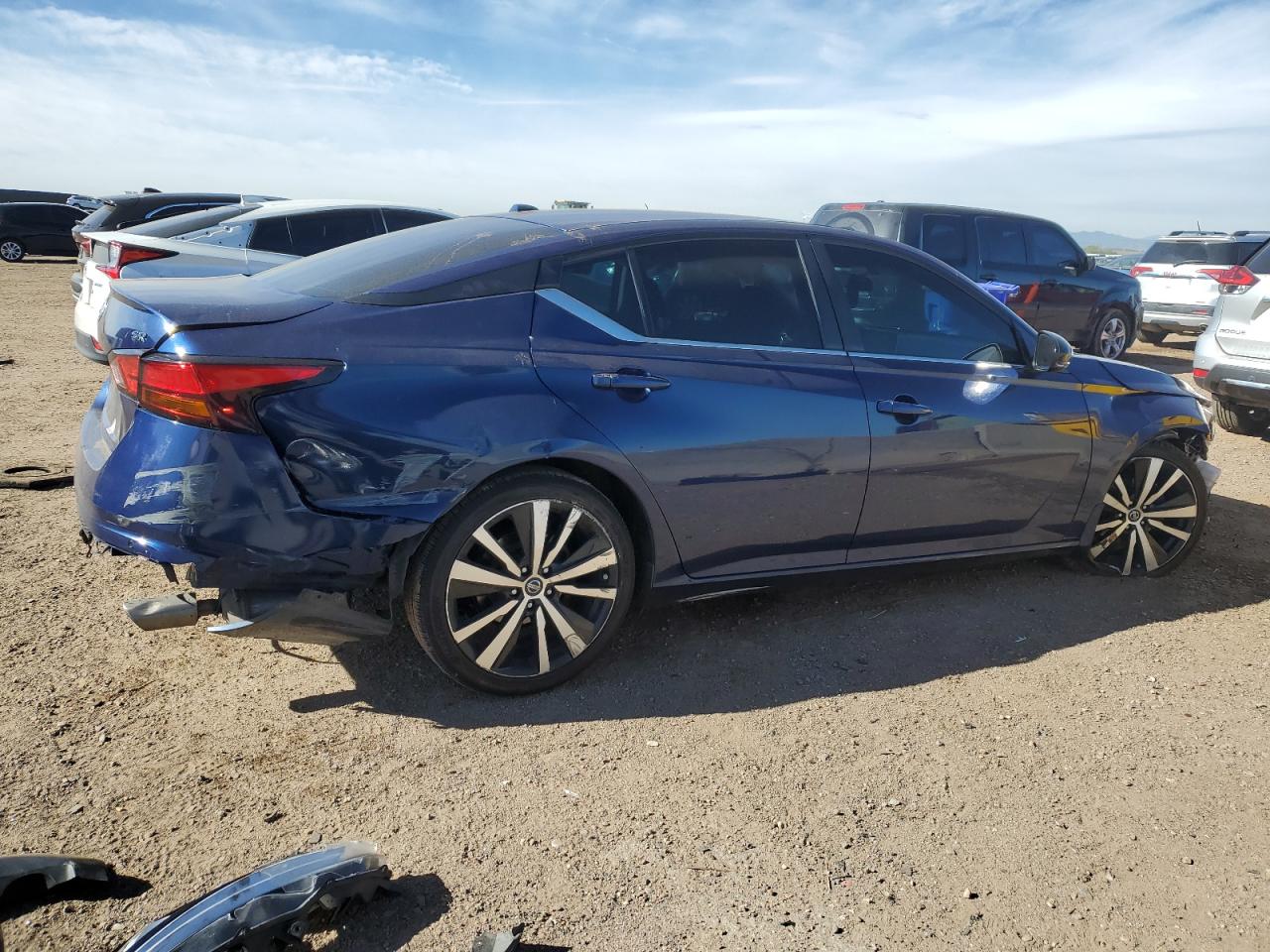 Nissan Altima Sr Image 8