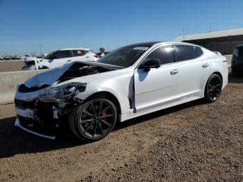  Salvage Kia Stinger