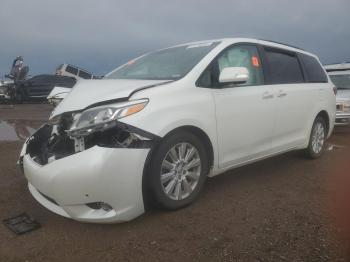  Salvage Toyota Sienna