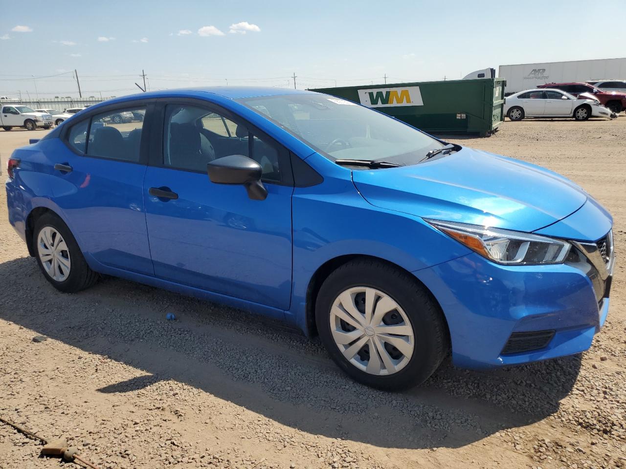 Nissan Versa S Image 8