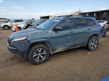  Salvage Jeep Cherokee