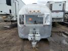 Airstream Land Yacht Image 5