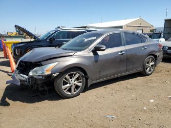  Salvage Nissan Altima