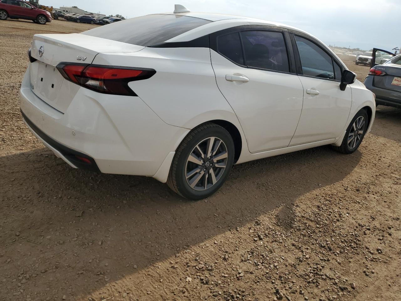 Nissan Versa Sv Image 10
