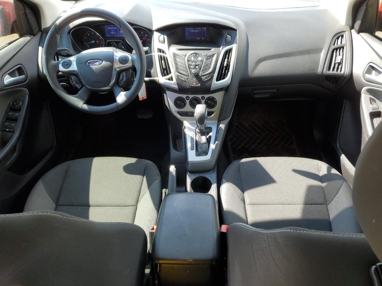 Ford Focus Se Image 6