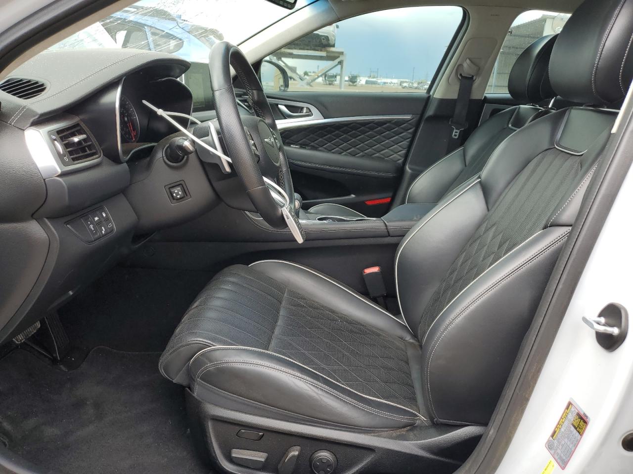 Genesis G70 Prestige Image 3