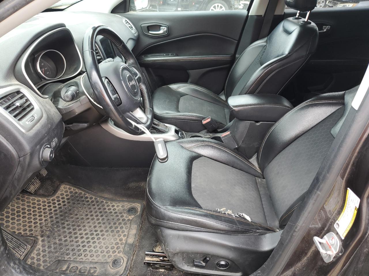 Jeep Compass Latitude Image 13