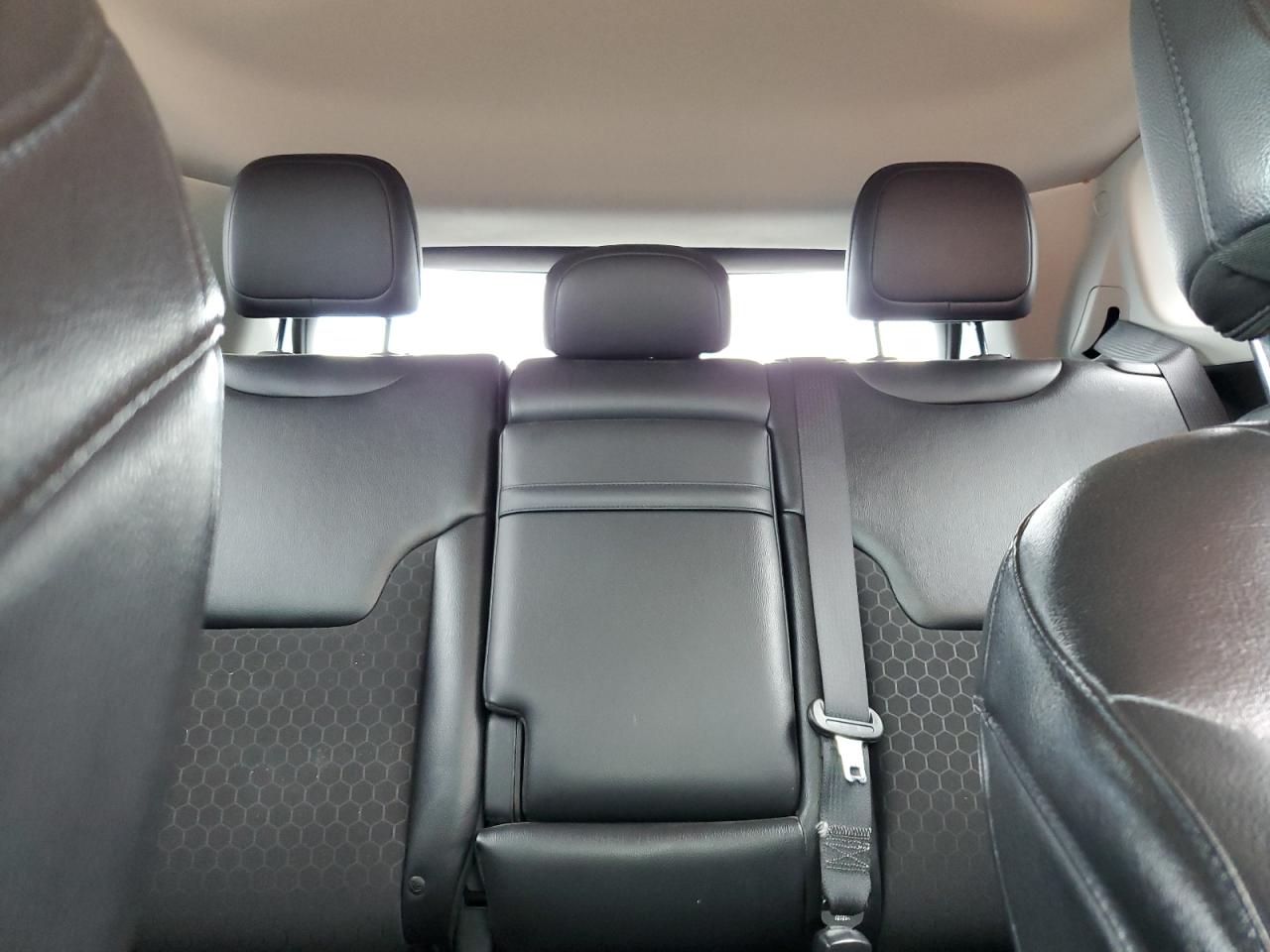 Jeep Compass Latitude Image 7