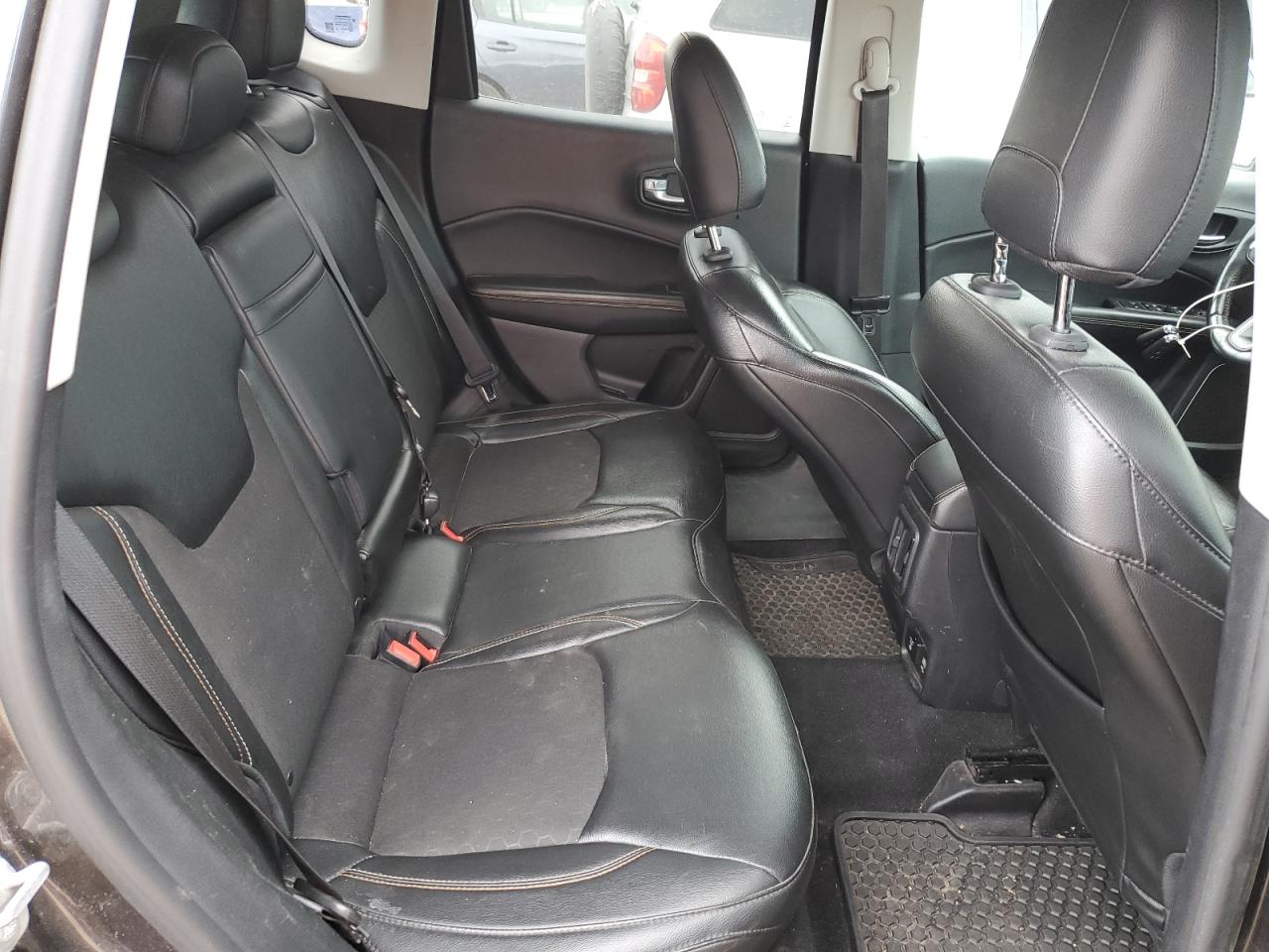 Jeep Compass Latitude Image 11