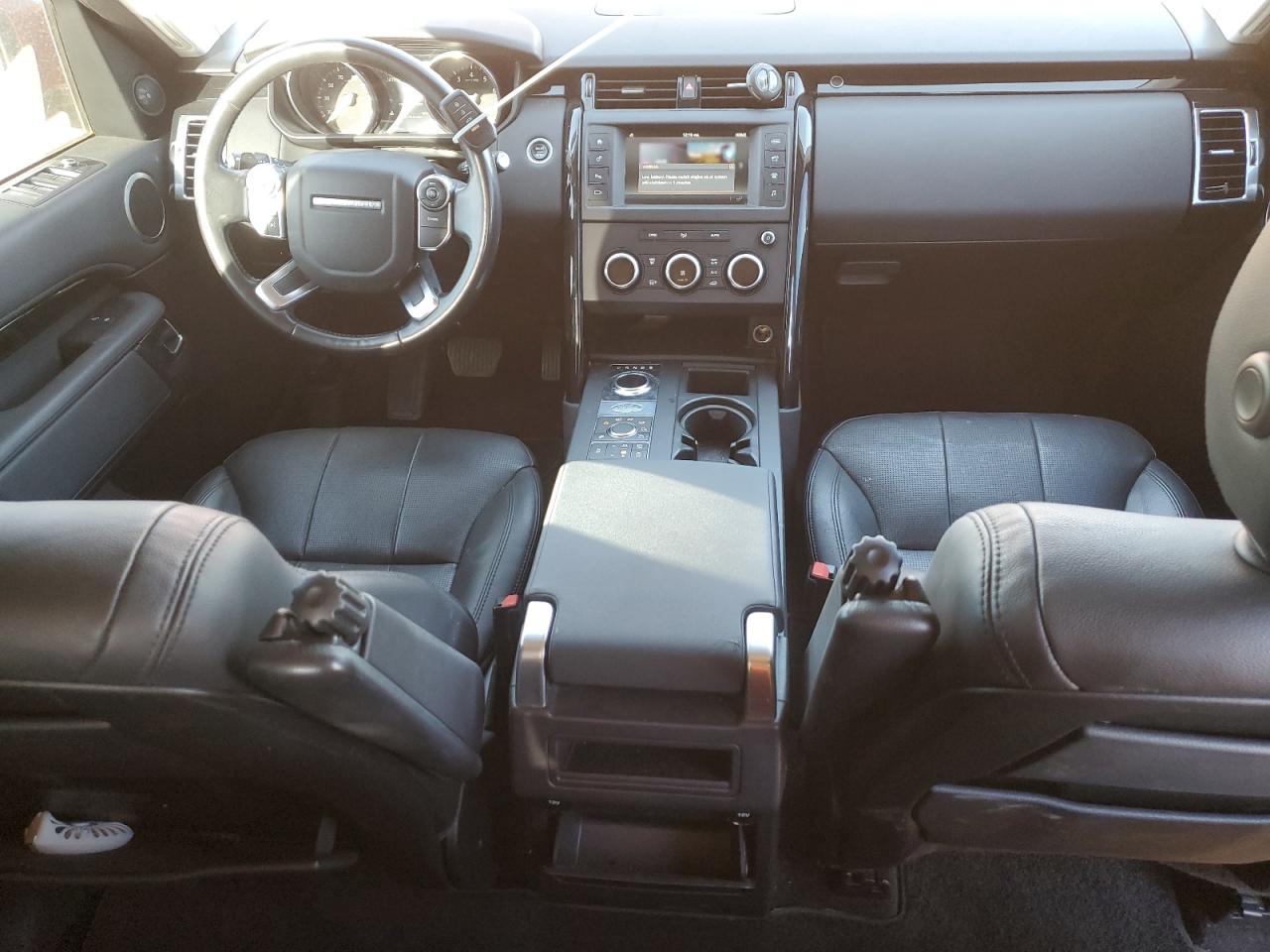 Land Rover Discovery Se Image 11