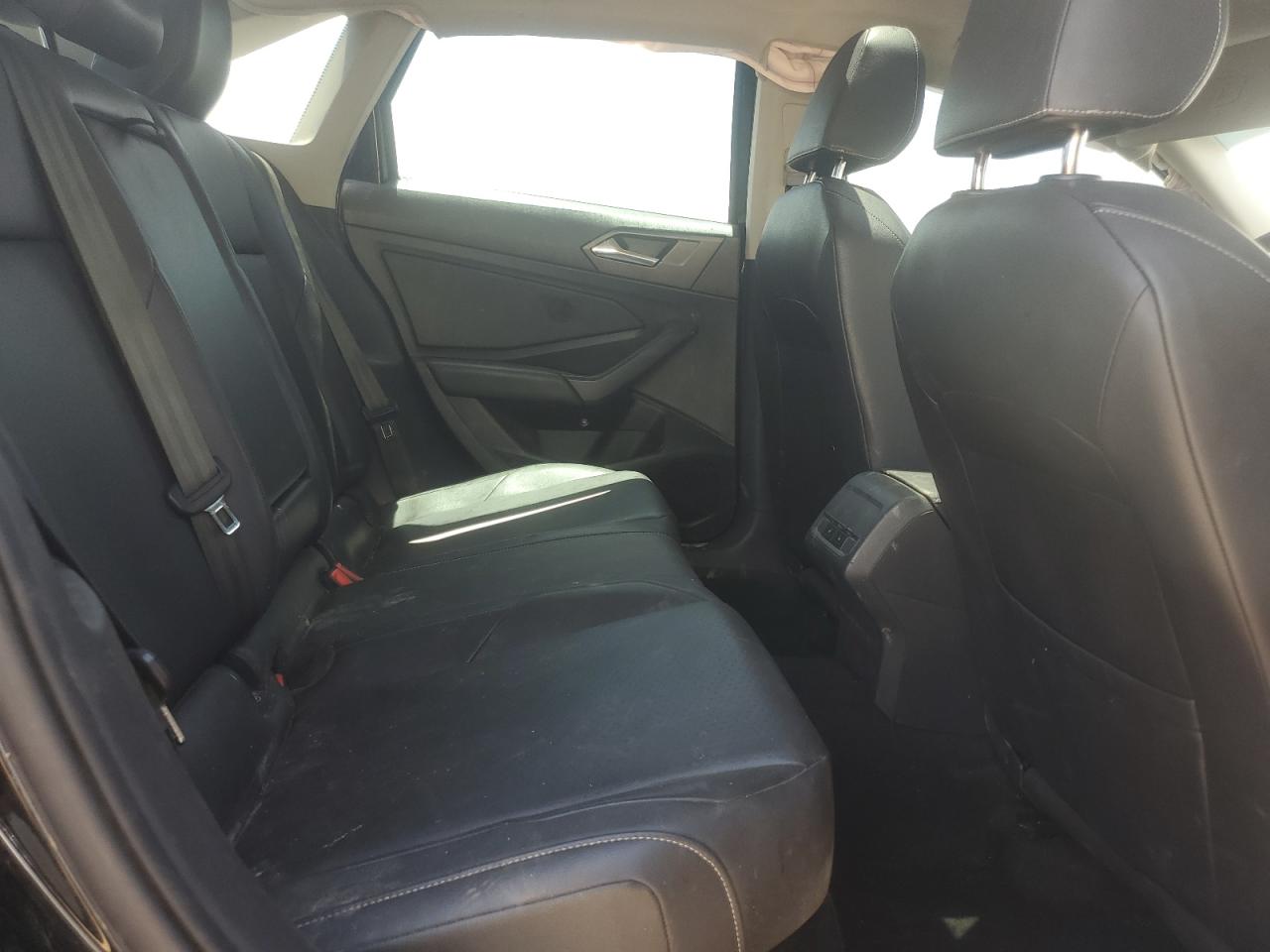 Volkswagen Jetta S Image 10