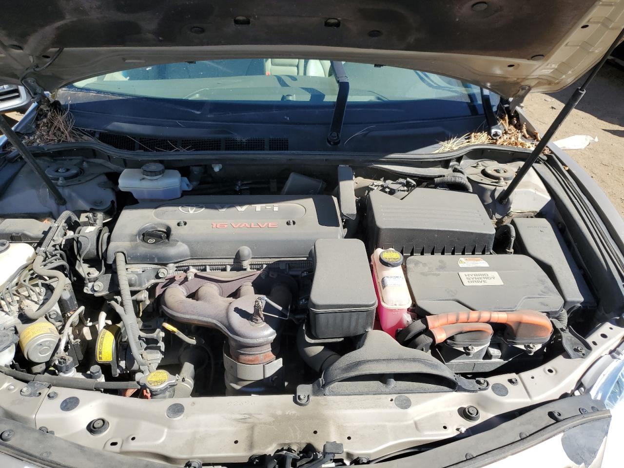 Toyota Camry Hybrid Image 5