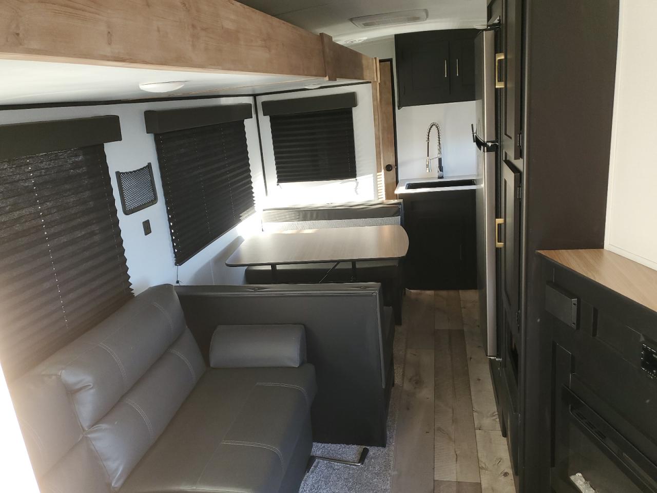 Keystone Springdale Image 5