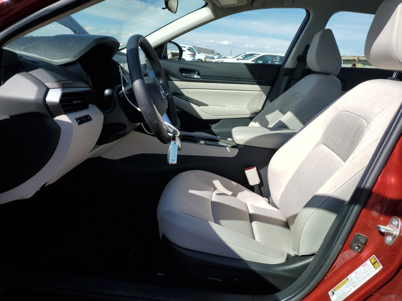 Nissan Altima Sv Image 5