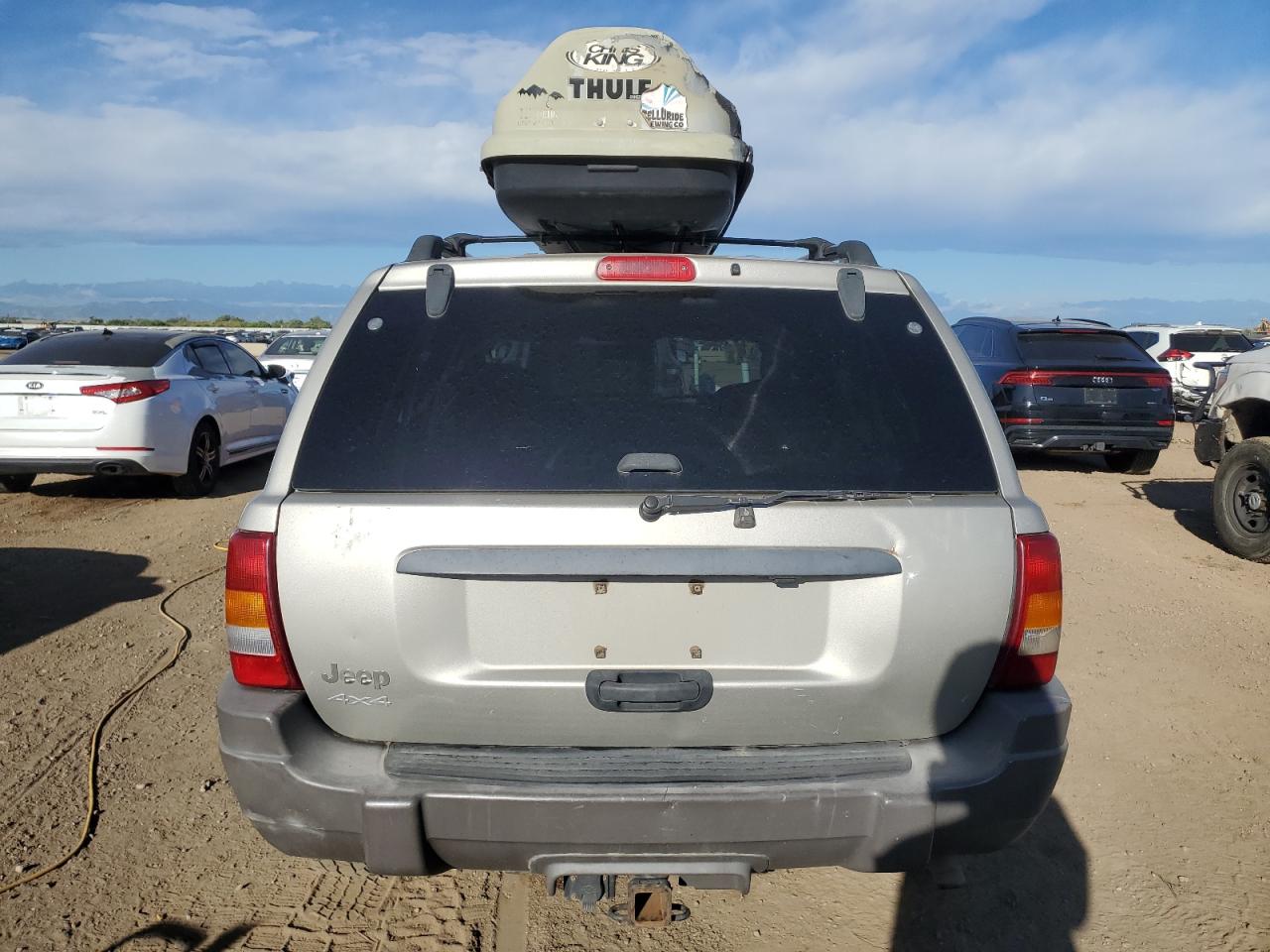 Jeep Grand Cherokee Laredo Image 9