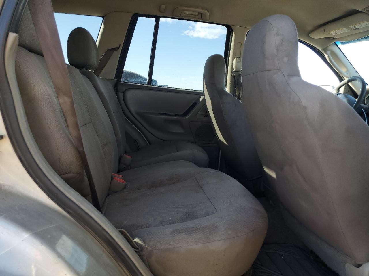 Jeep Grand Cherokee Laredo Image 13