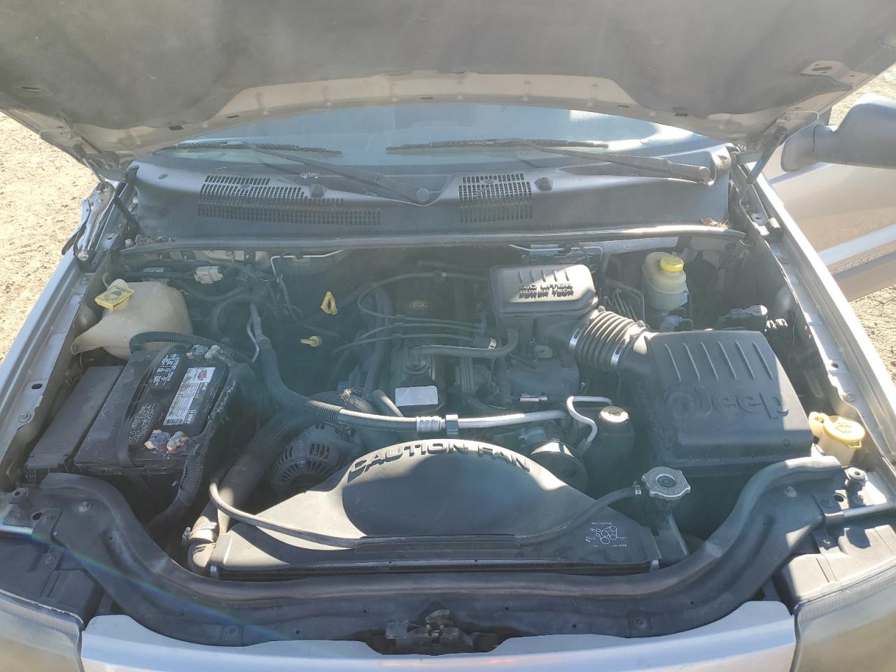 Jeep Grand Cherokee Laredo Image 11