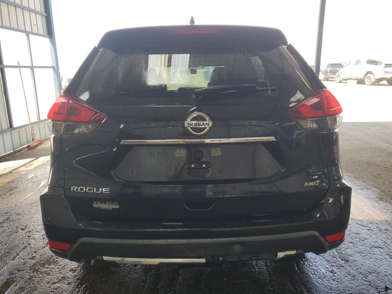 Nissan Rogue S Image 5