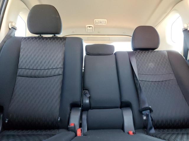 Nissan Rogue S Image 9