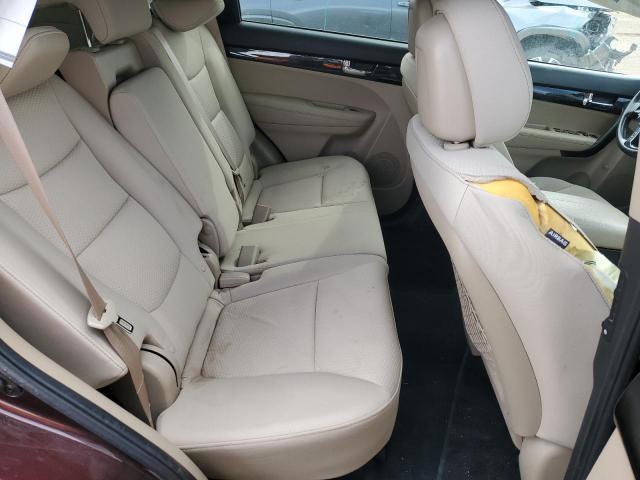 Kia Sorento Base Image 9