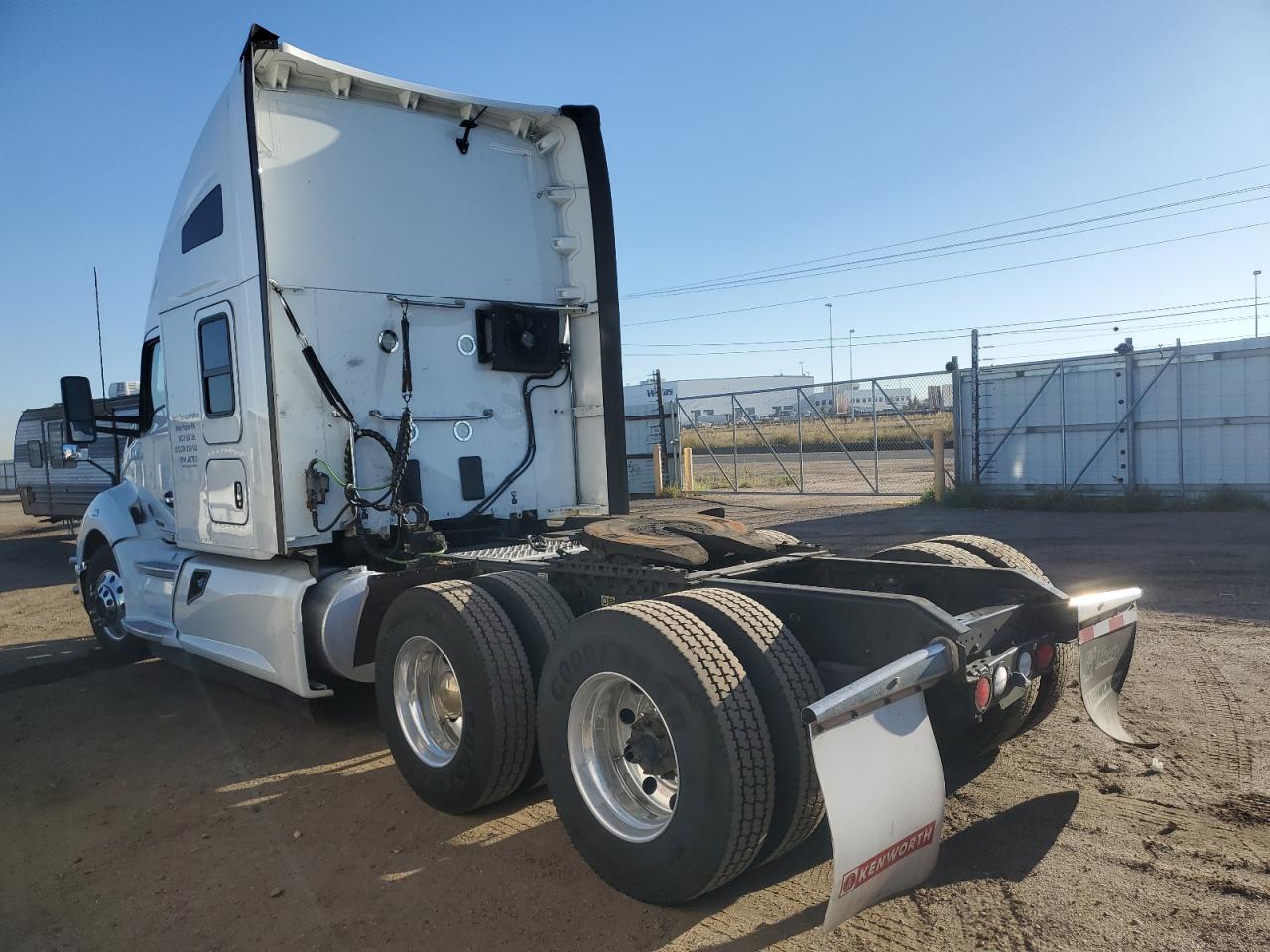 Kenworth T680 T680 Image 3