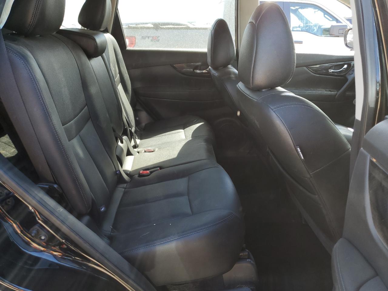 Nissan Rogue Sv Image 13