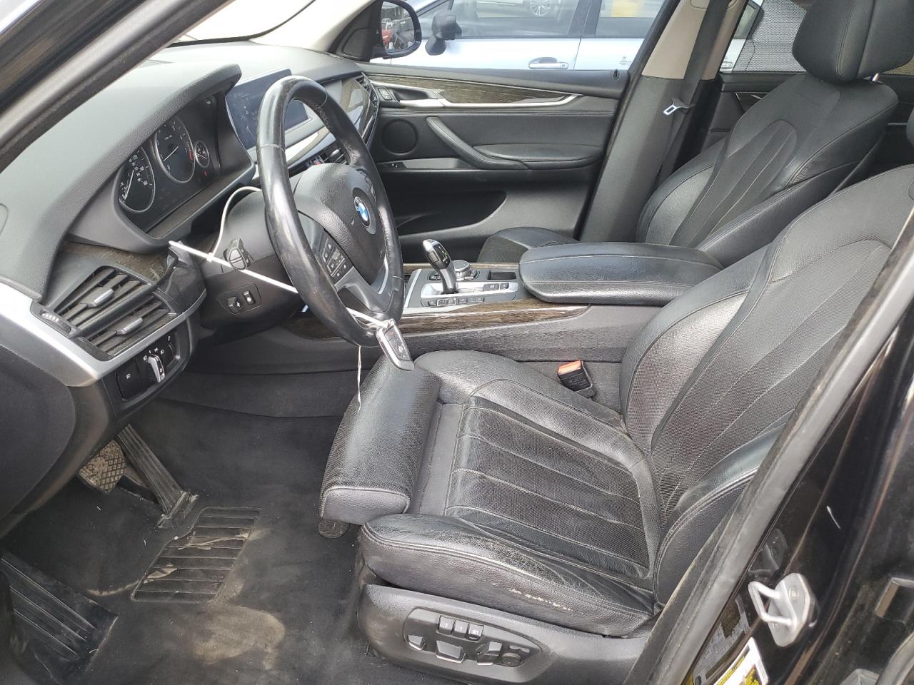 BMW X Series Xdrive50i Image 10