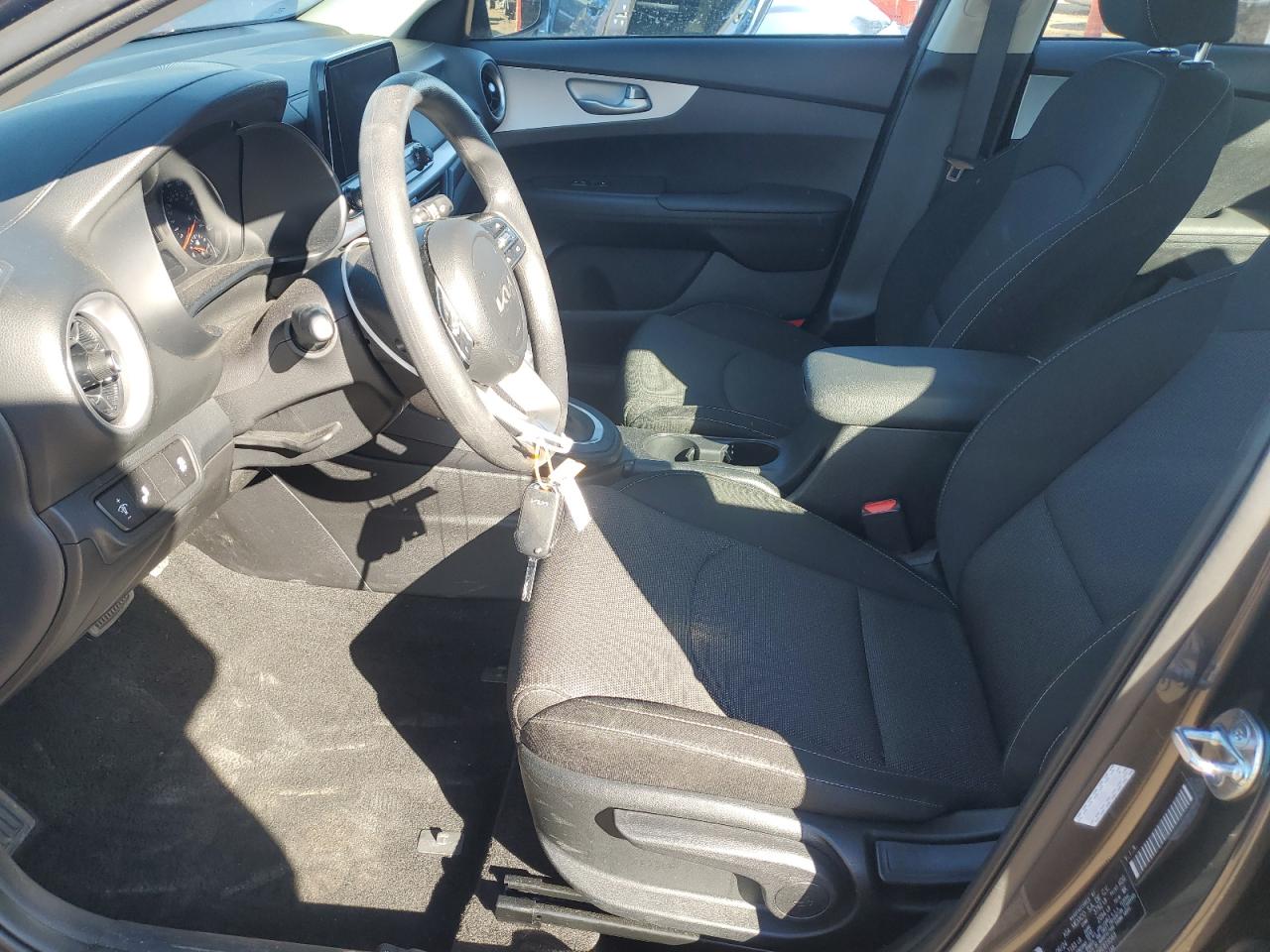 Kia Forte Lx Image 11