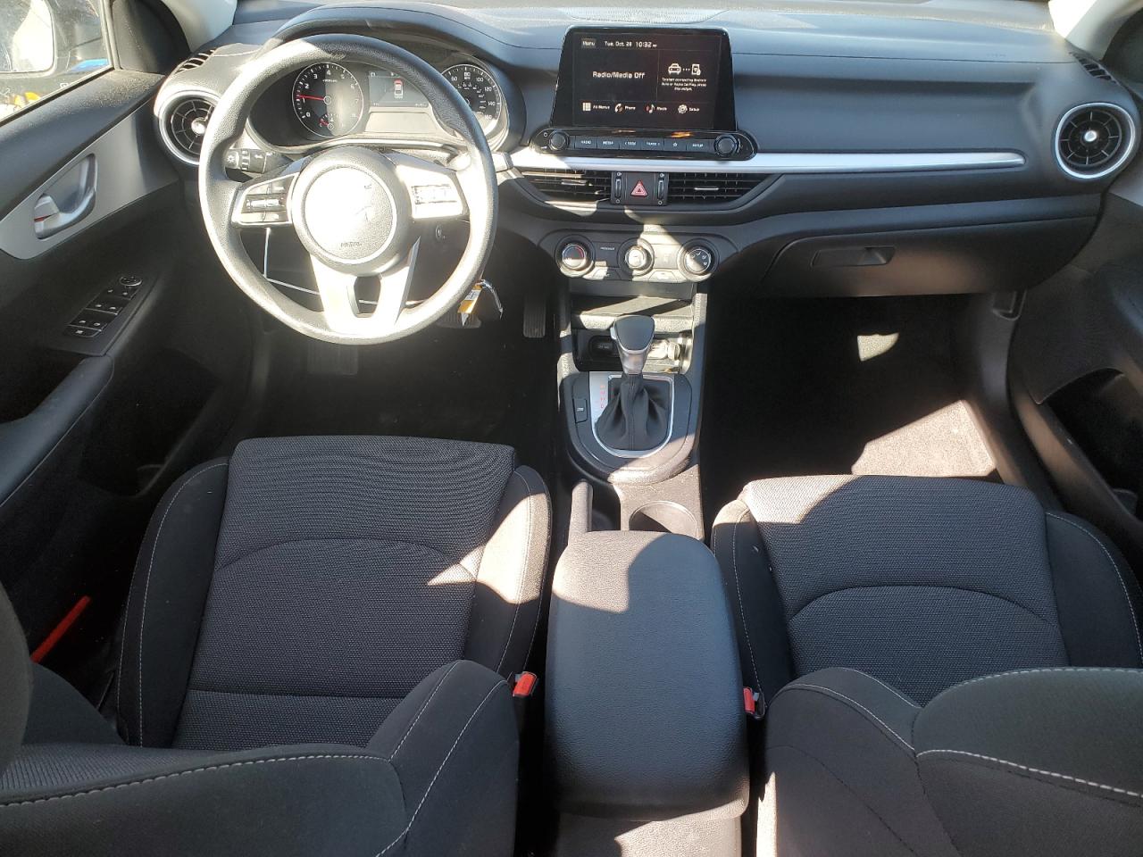 Kia Forte Lx Image 12