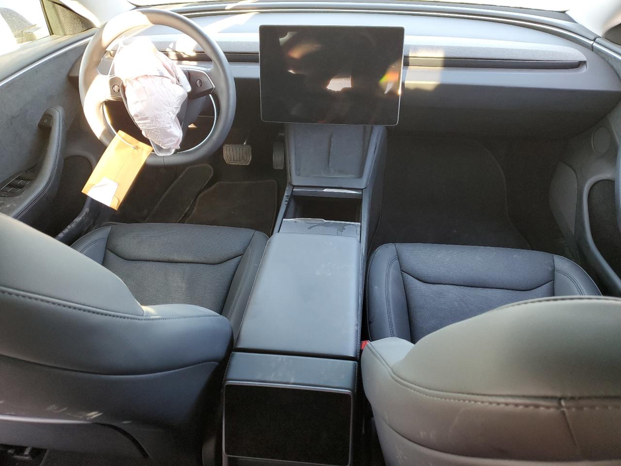 Tesla Model 3 Image 6