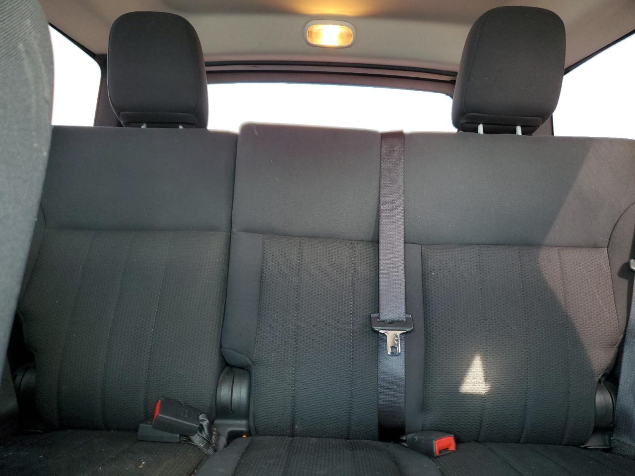 Dodge Nitro Se Image 14