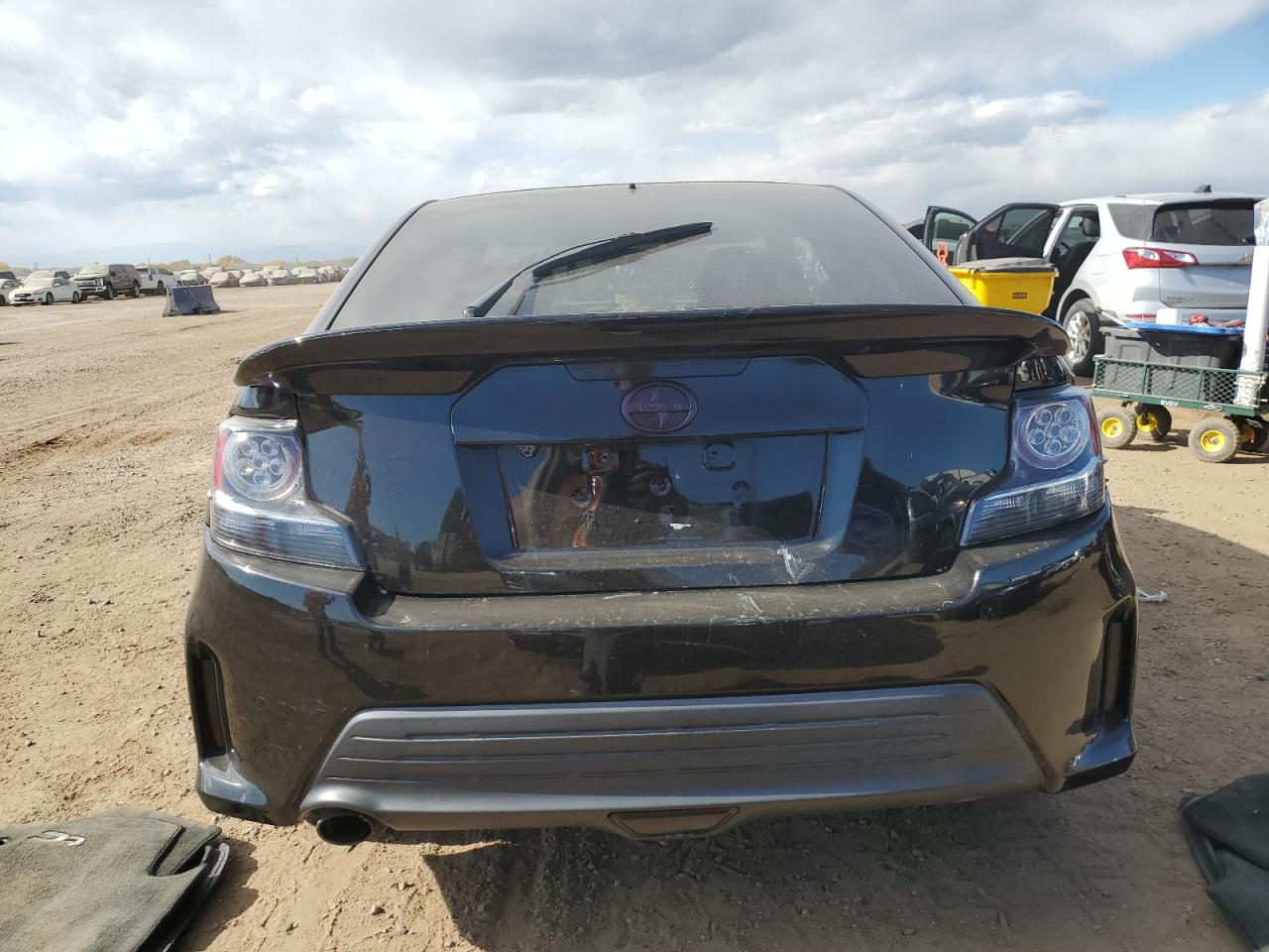 Toyota Scion Image 6